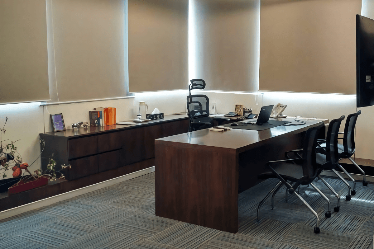Best Office Tables in Mumbai for offices by Woodware